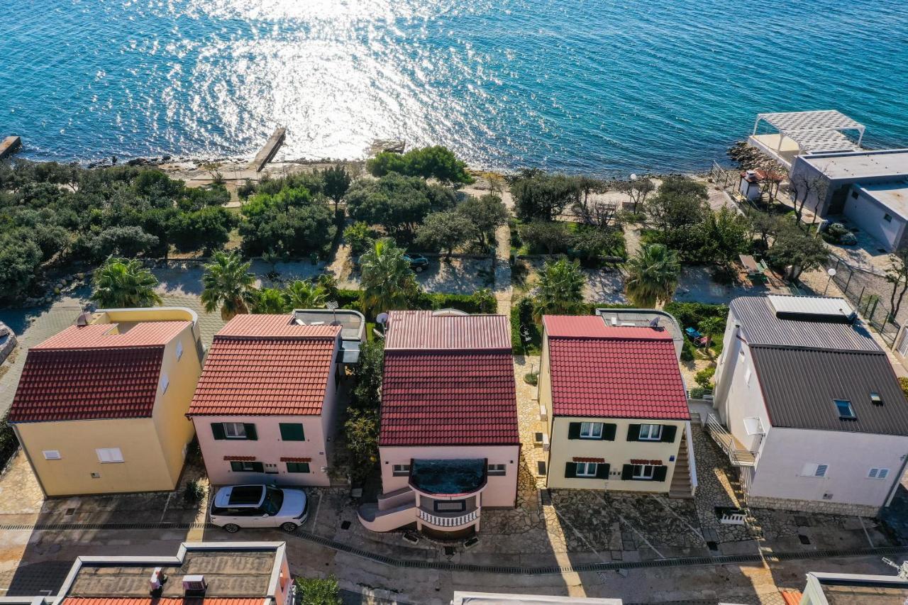Apartments Malic Петрчане Экстерьер фото