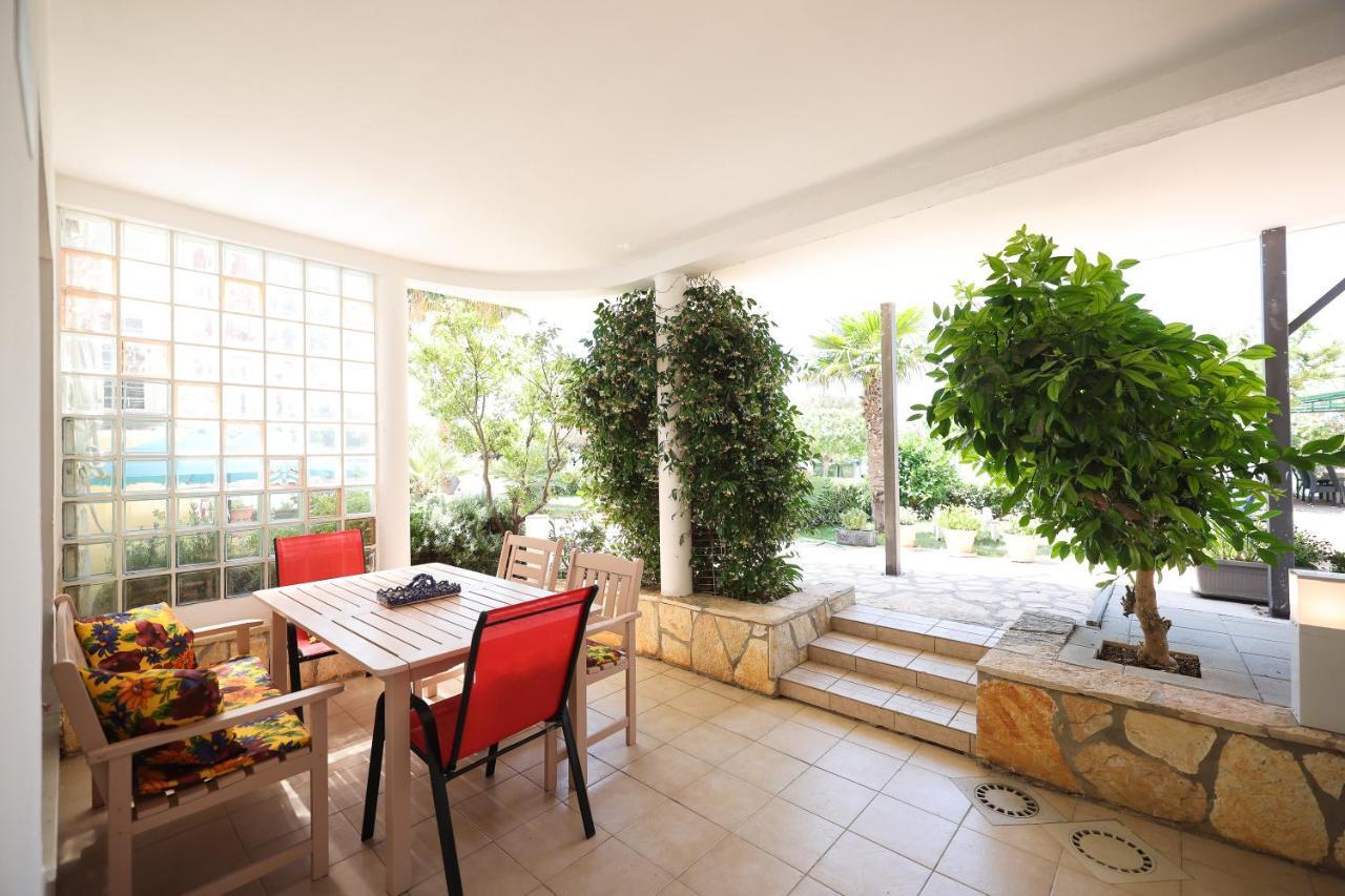 Apartments Malic Петрчане Экстерьер фото
