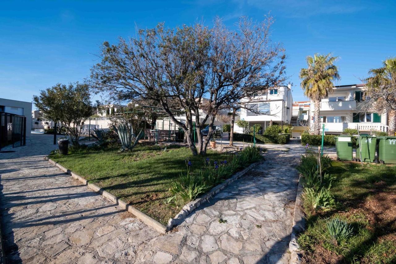Apartments Malic Петрчане Экстерьер фото